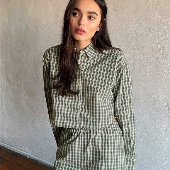 Aritzia Tops - Aritzia Sunday Best poppy button up